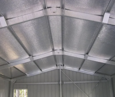 Tấm mút xốp cách nhiệt mái tôn: Giải pháp chống nóng toàn diện cho công trình